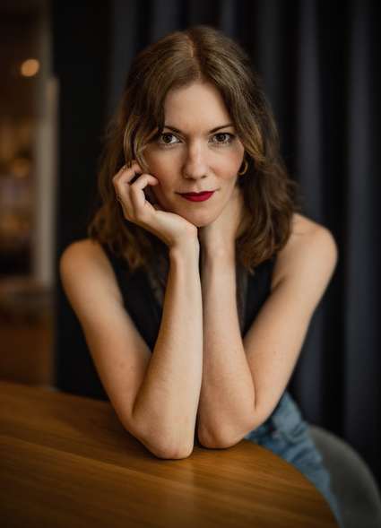 Lisa S.